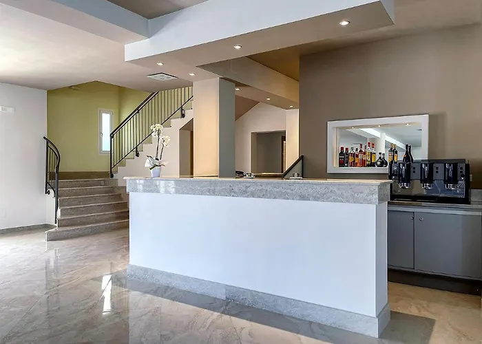 فندق Karpignana كاربينيانو سالينتينو